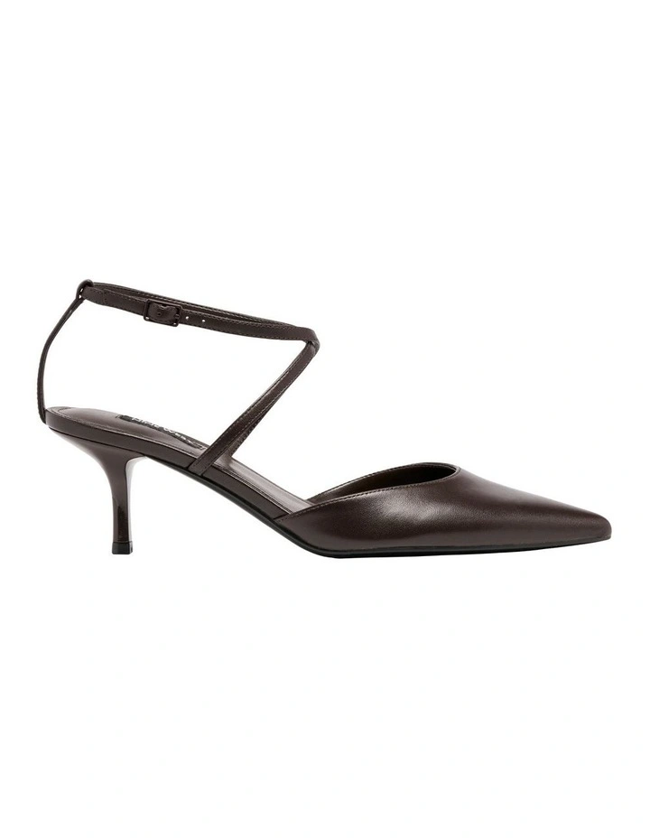 Idorna Pump in Dark Brown image 1