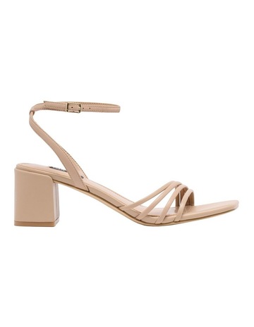 NUDE colour