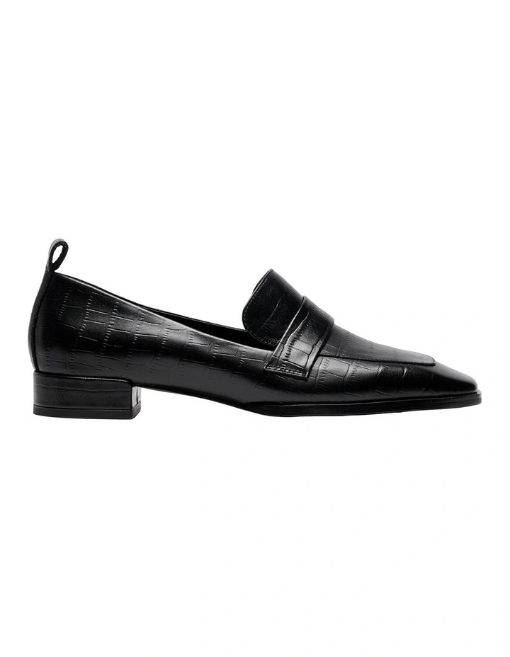 Vivie Loafer in Black image 1