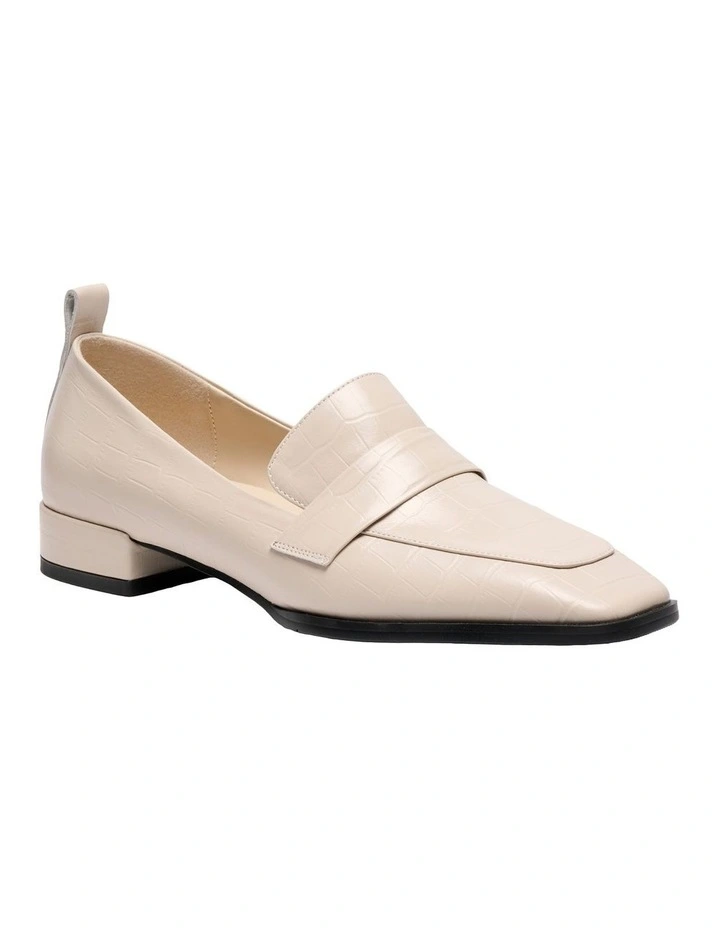 Vivie Loafer in Ivory image 2