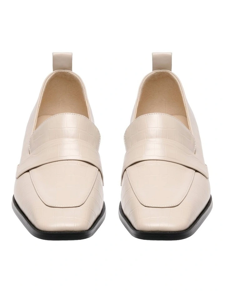 Vivie Loafer in Ivory image 3