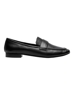 Jasmine Loafer in Black