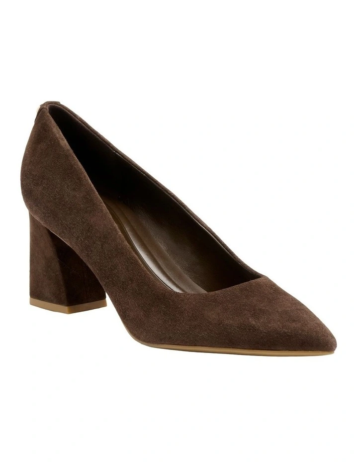 Kalore Pump in Brown image 2