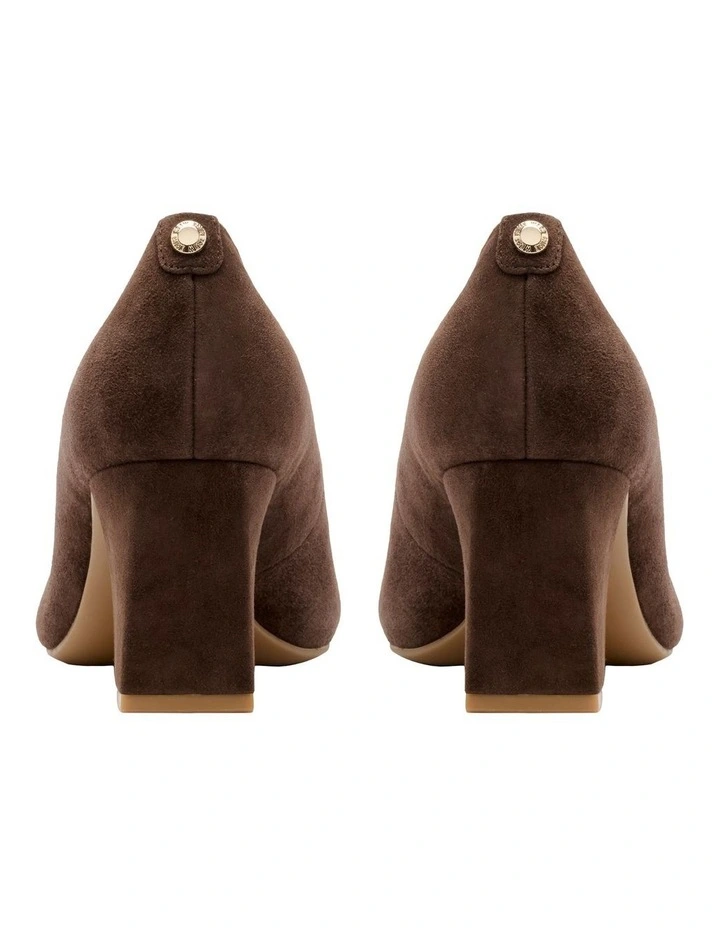 Kalore Pump in Brown image 4