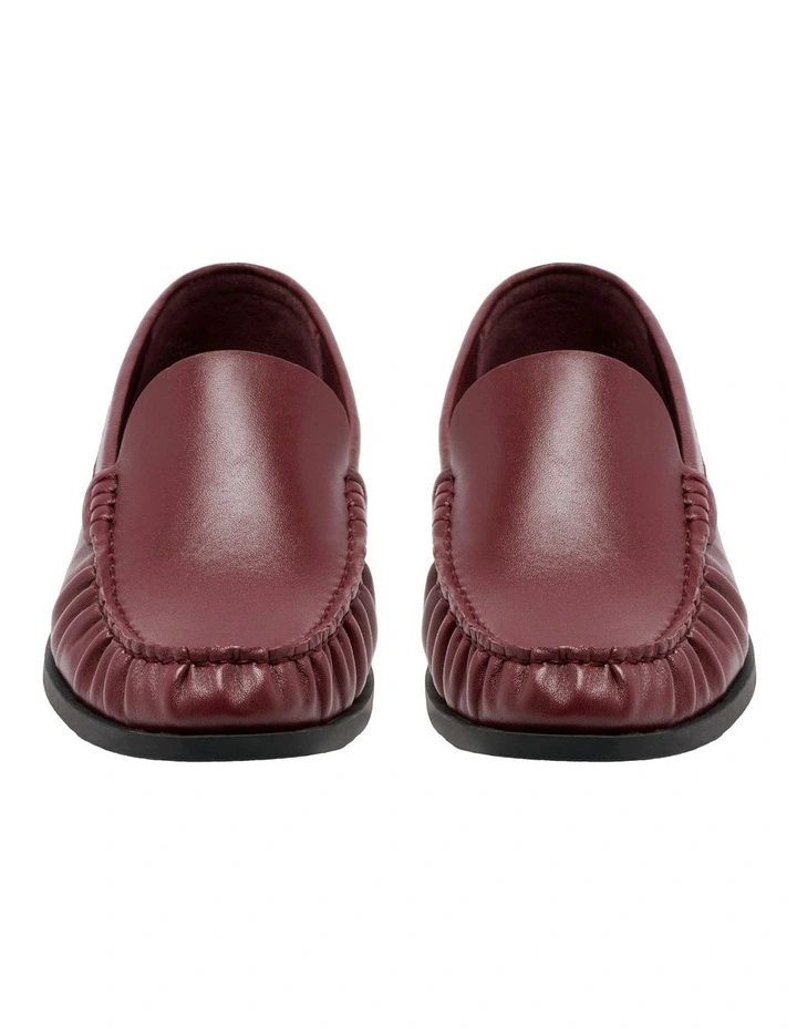 Postit Loafer in Burgundy image 3