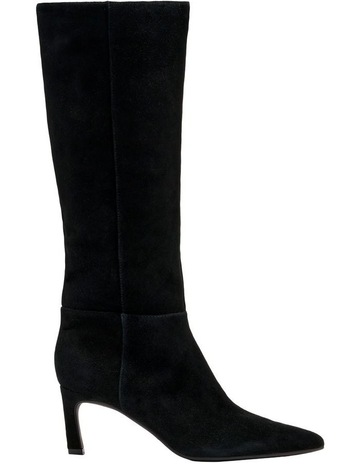 Black colour