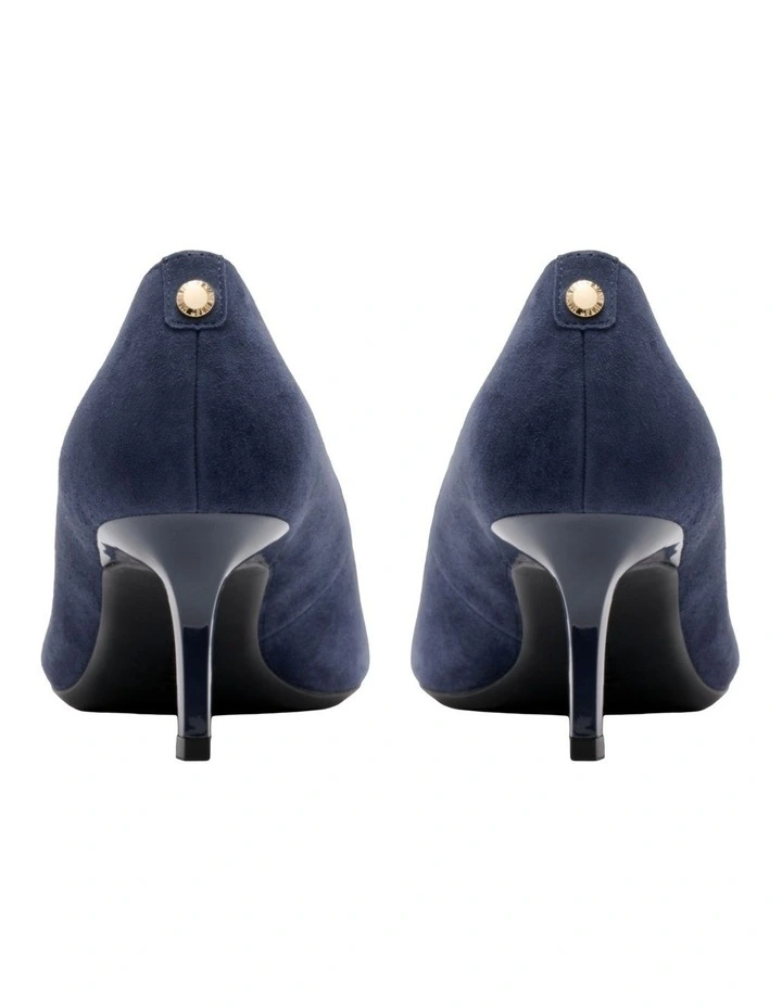 Kuna Pump in Navy image 4