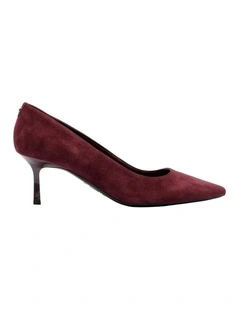 Kuna Pump in Maroon