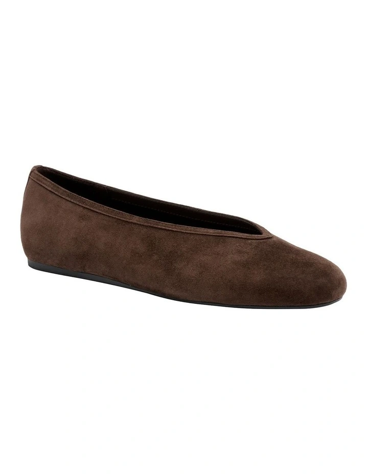 Zucia Ballet Flat in Chocolate image 2