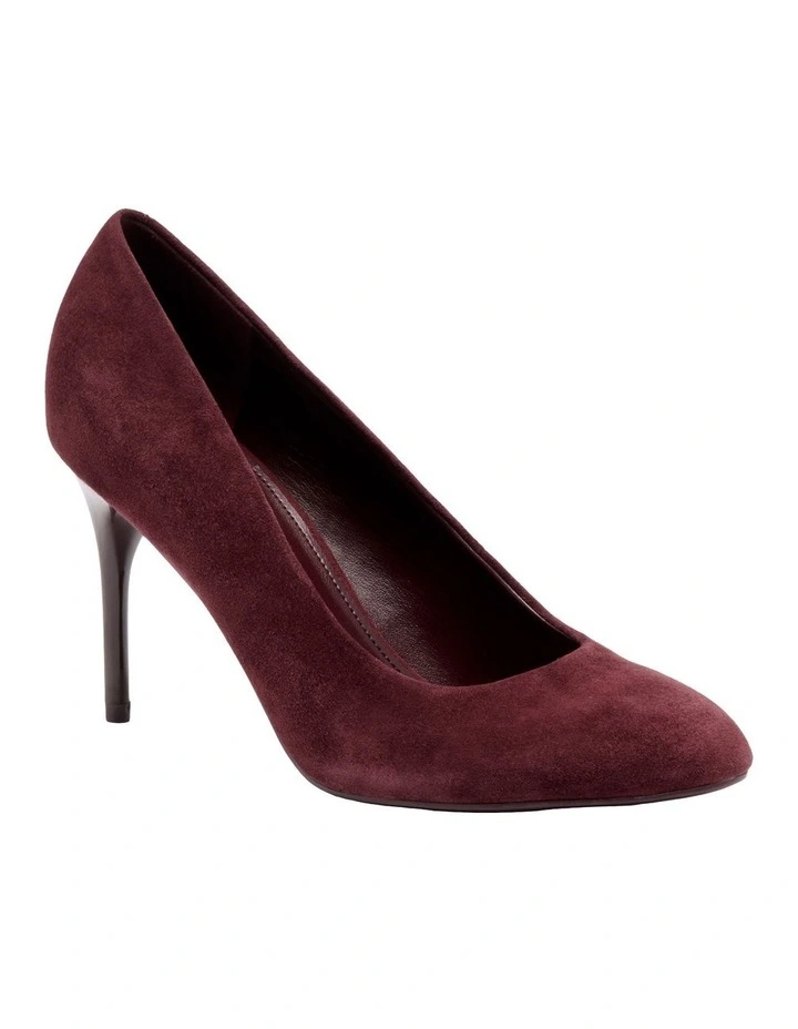 Ruinya Pump in Maroon image 2