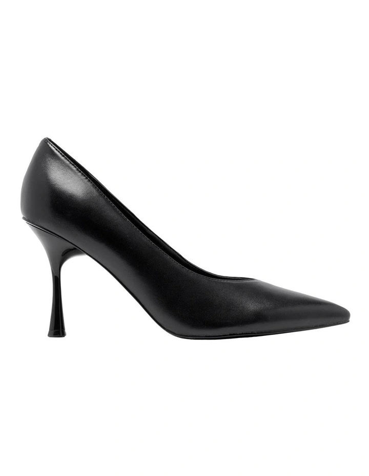 Skippa Pump in Black image 1