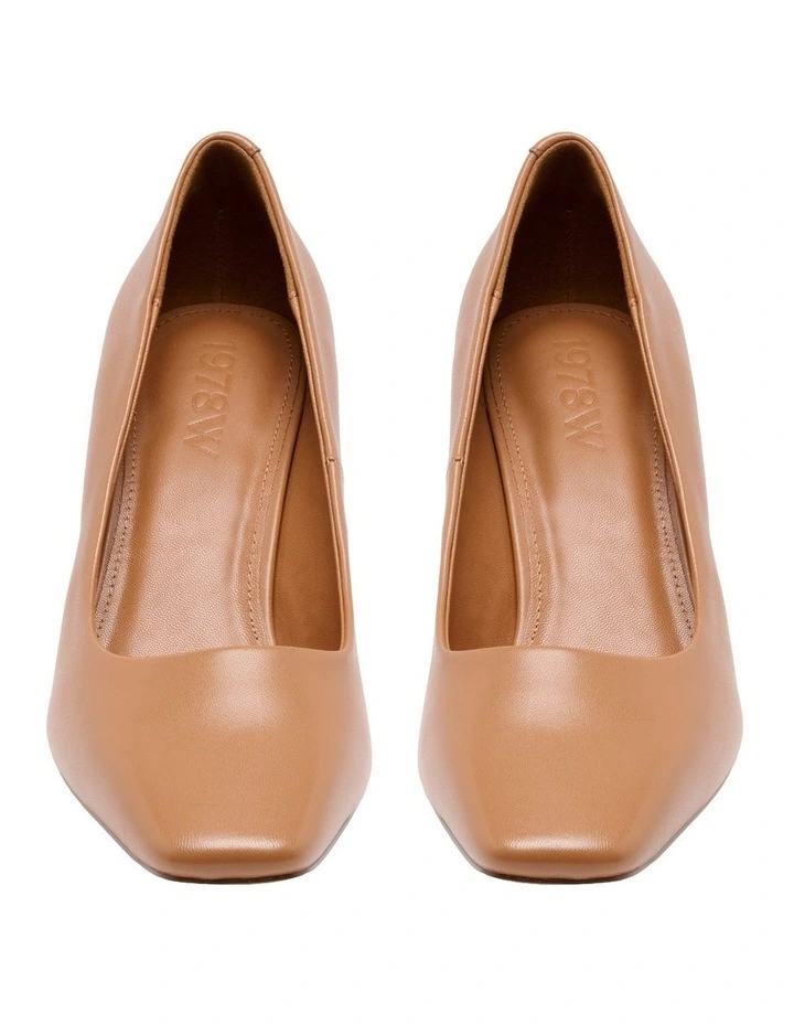 Sammi Pump in Caramel image 3