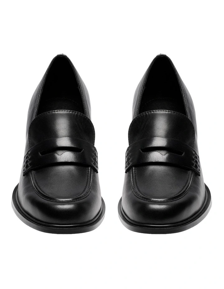 Maya Pump in Black image 3