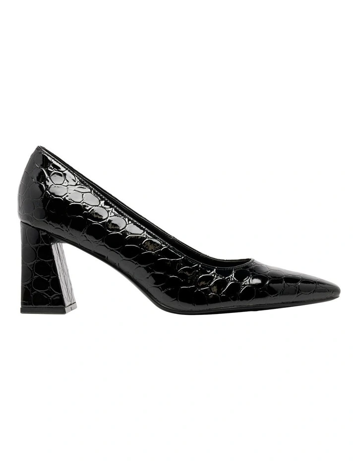 Monda Pump in Black image 1