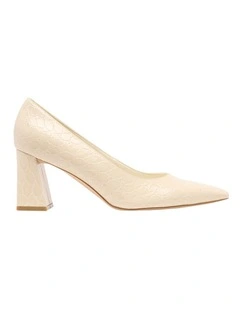Monda Pump in White