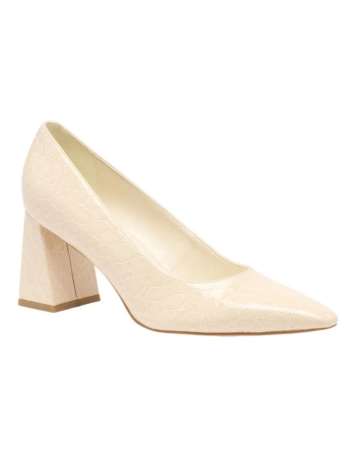 Monda Pump in White image 2