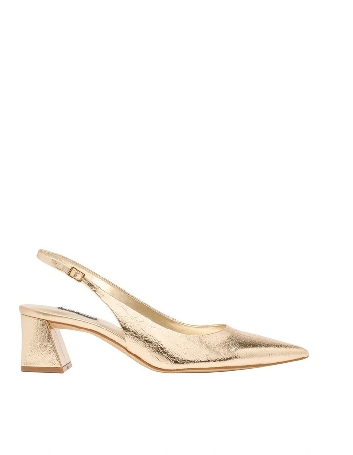 Sebba Pump in Gold image 1