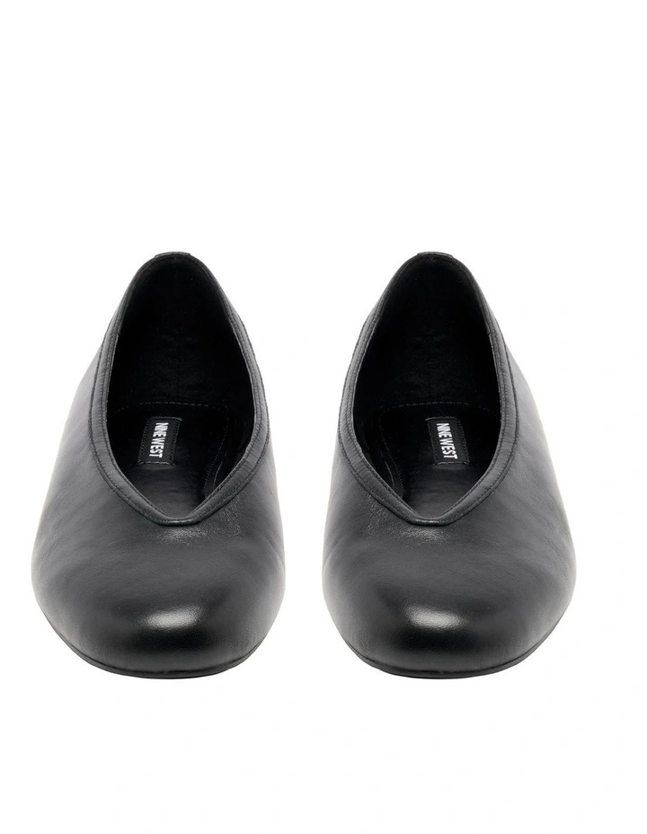 Zucia Ballet Flat in Black image 3