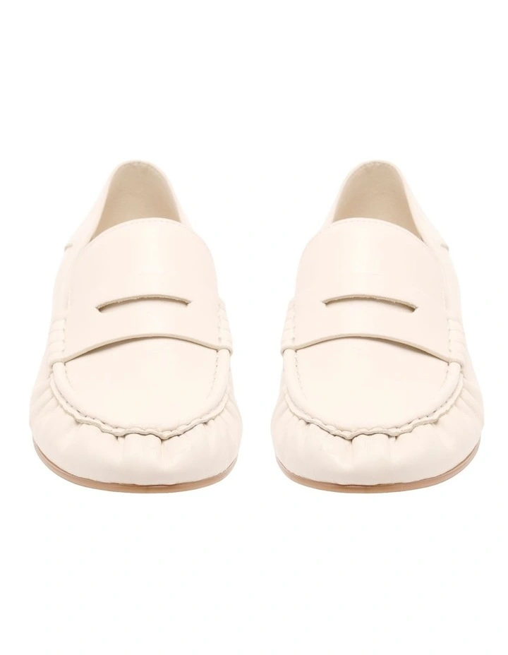 Rasco Loafer in Cream image 3