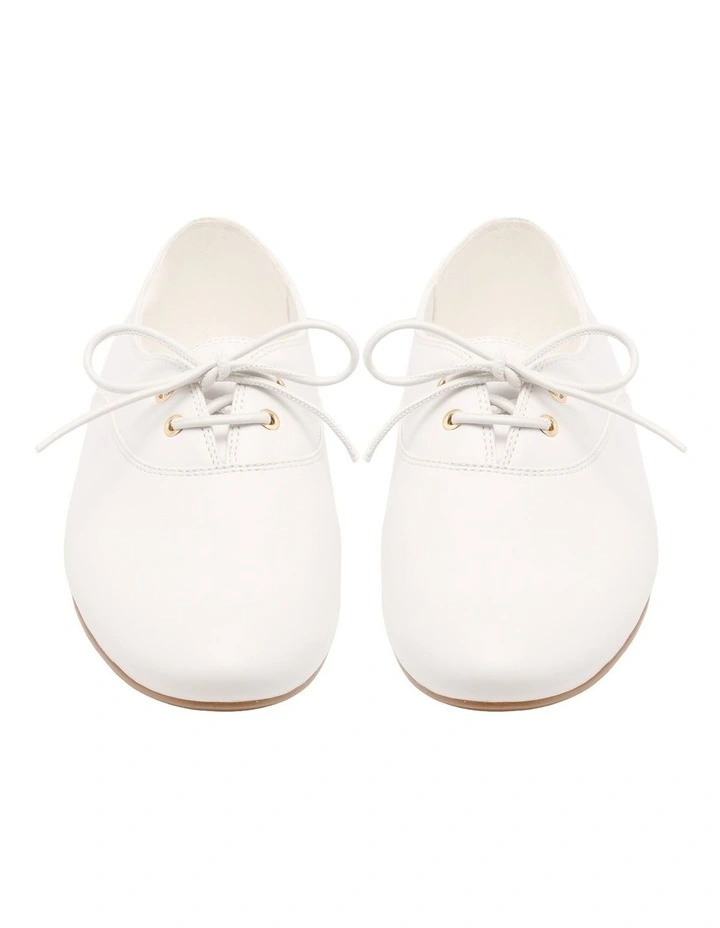 Jazzy Flat in White image 3