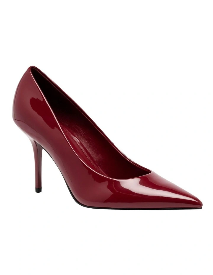 Princesa Pump in Wine image 2
