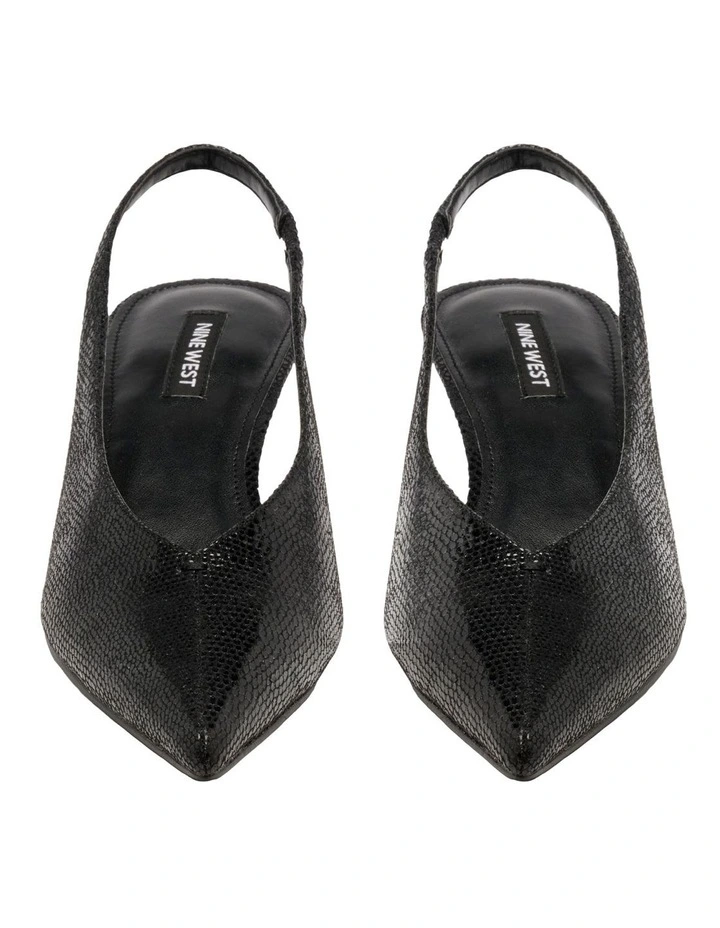 Calamea Pump in Black image 3