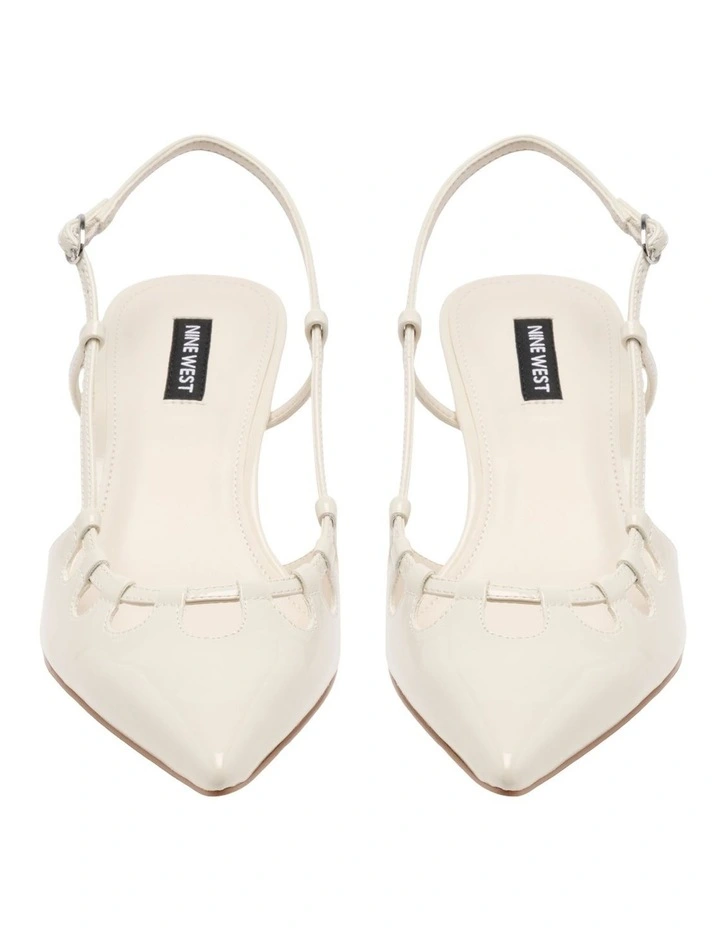 Clora Pump in Cream image 3