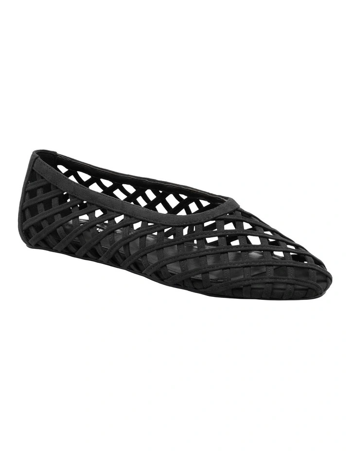 Dippy Flat in Black image 2