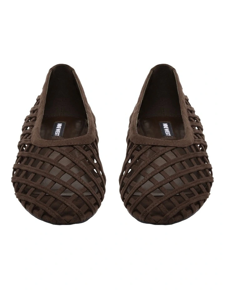 Dippy Flat in Brown image 3