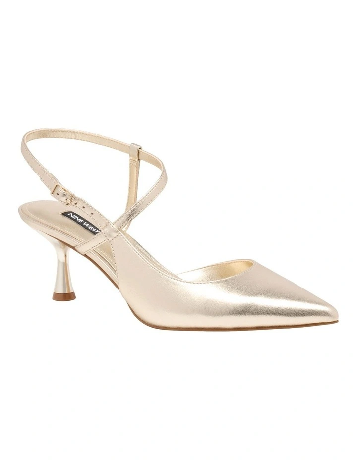 Romel Pump in Gold image 2