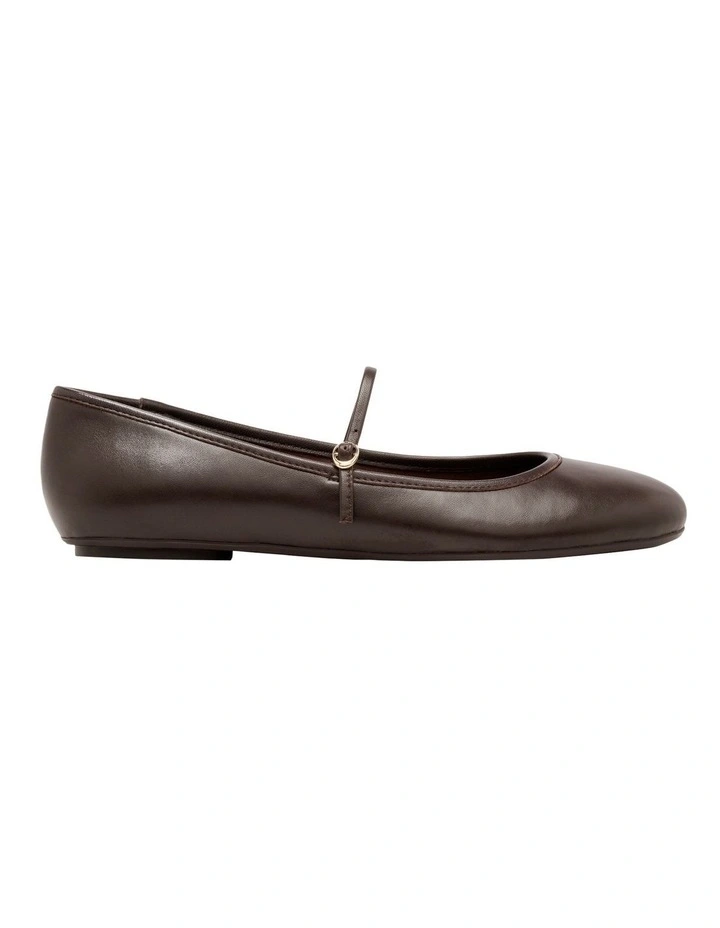 Classik Ballet Flat in Brown image 1