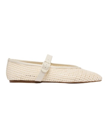 Cream colour