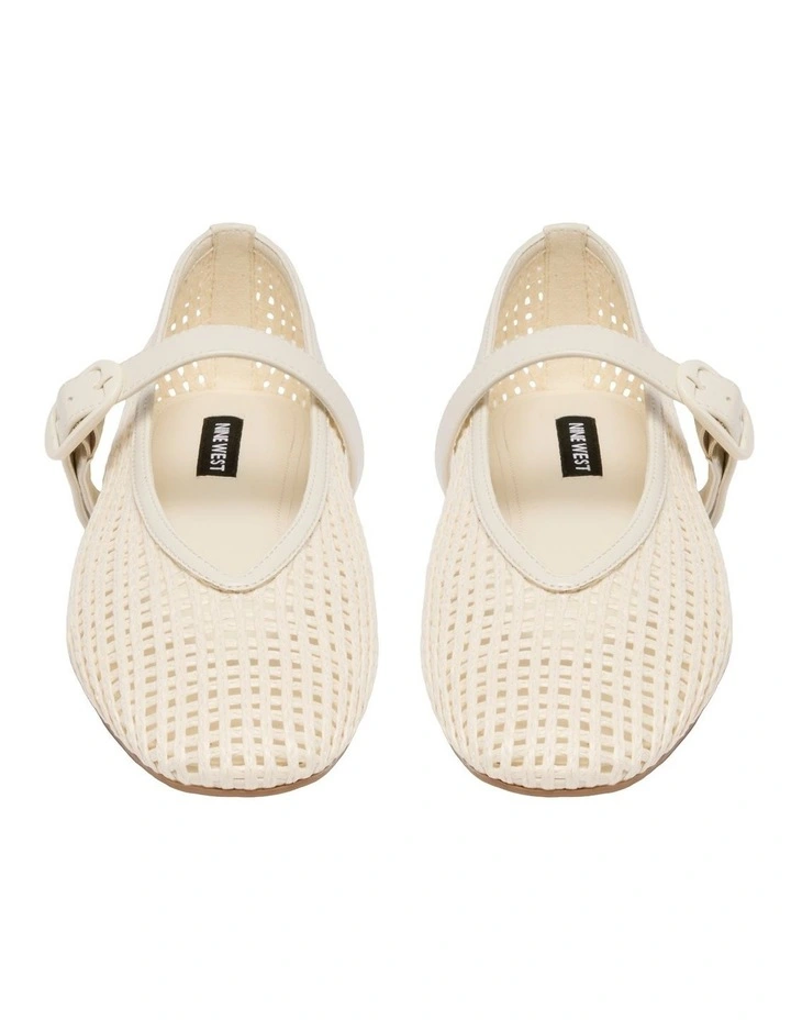 Vancee Ballet Flat in Cream image 3