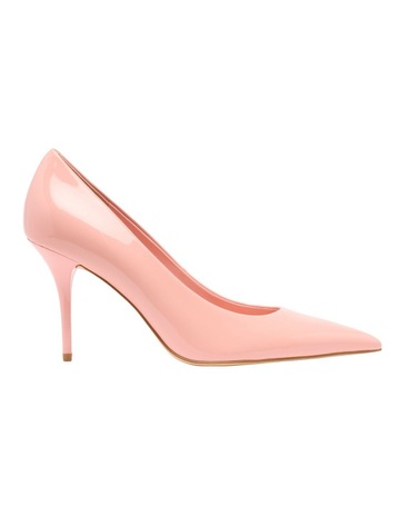 Pink colour