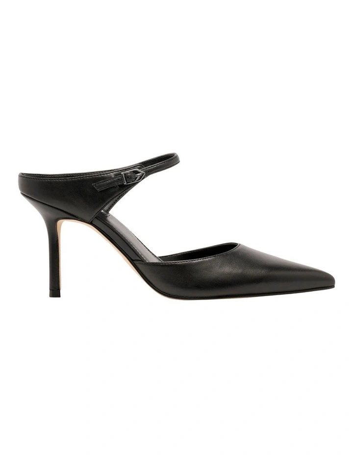 Danela Pump in Black image 1