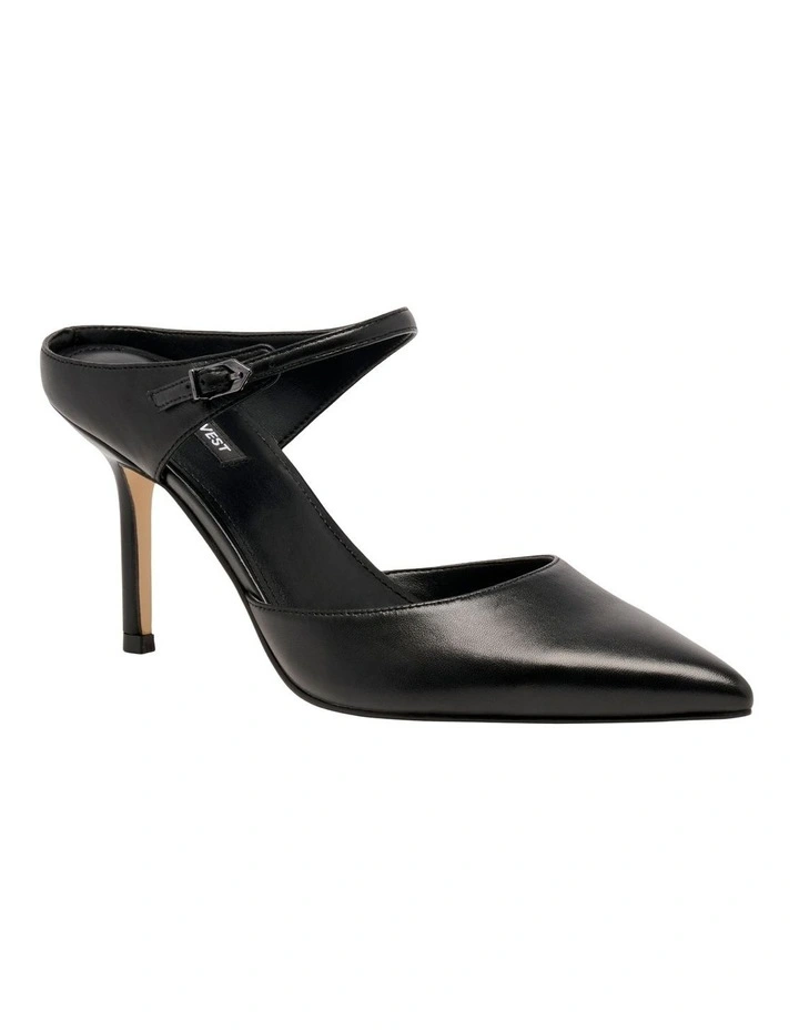 Danela Pump in Black image 2