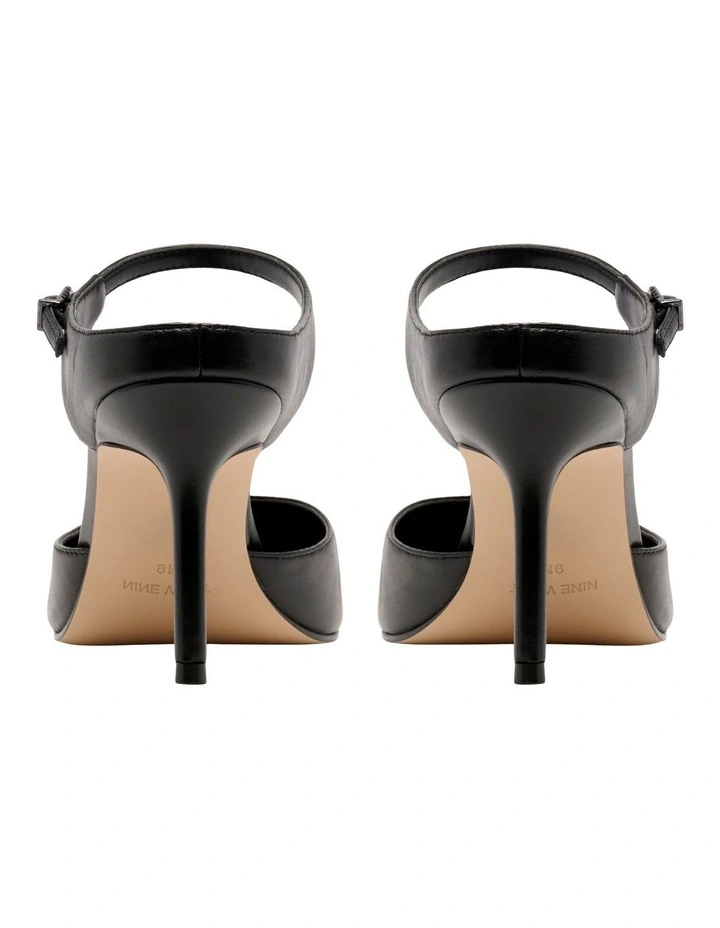 Danela Pump in Black image 4