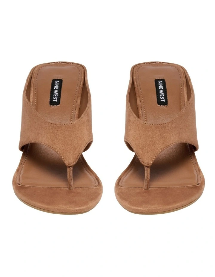 Jadde Wedge Sandal in Caramel image 3
