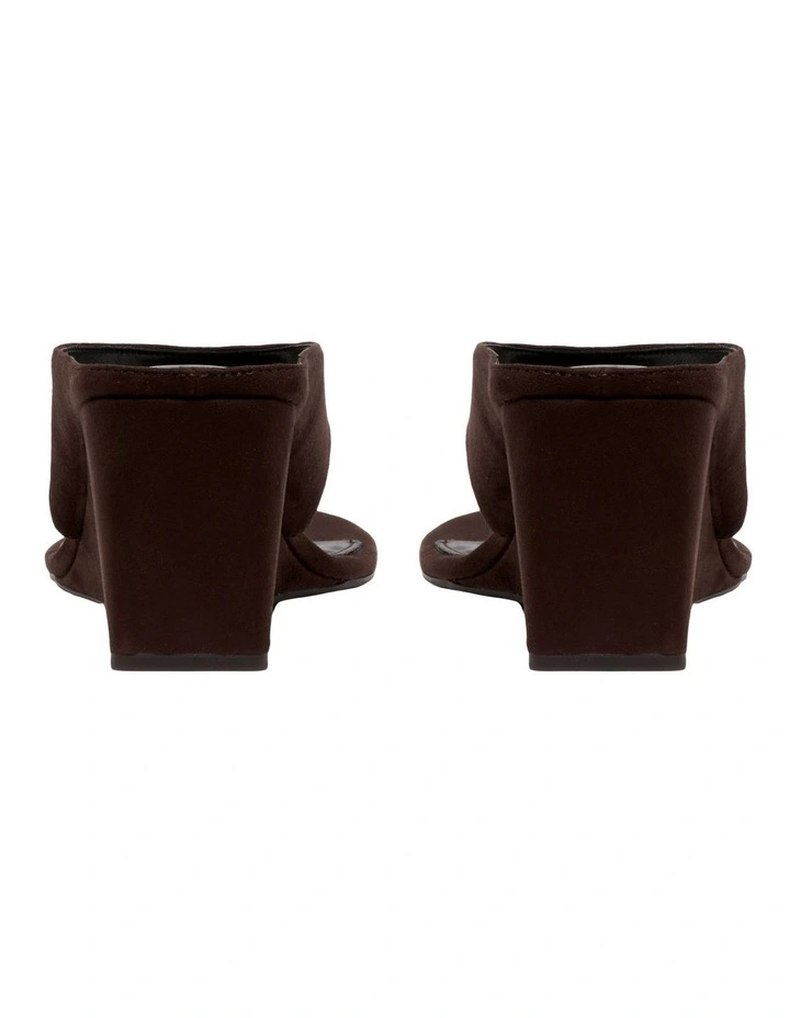 Jadde Wedge Sandal in Brown image 4