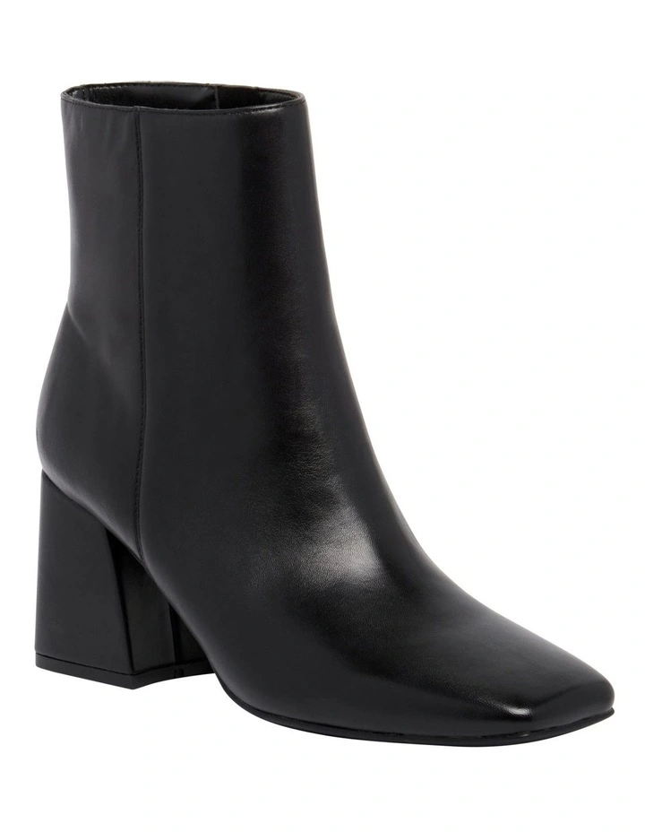 Griffa Black Boots image 2