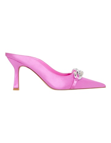 Pink colour