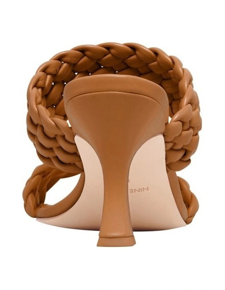 Hasnot Sandal in Tan image 4