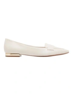 Lallin Loafer in Cream
