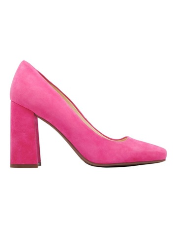 Pink colour