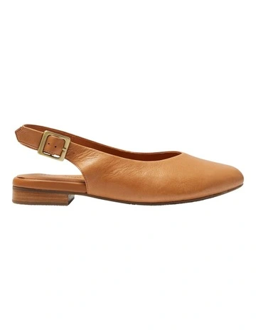 Delta Flat Shoes in Tan Leather