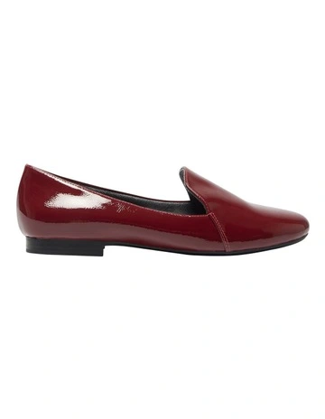 Castle Flat Shoes in Wine Crinkle Patent