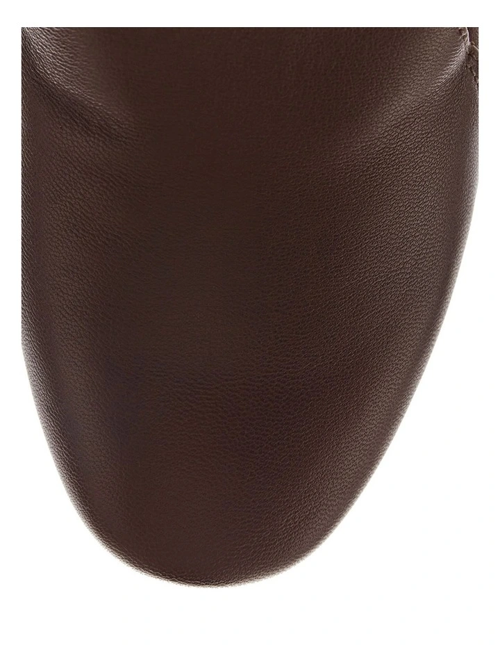 Castle Flat Shoes in Chocolate Glove image 4