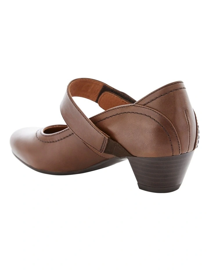 Appeal Heeled Shoes in Brown Leather image 3