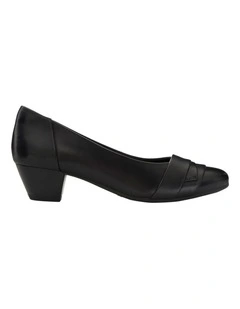 Adler Heeled Shoes in Black Leather