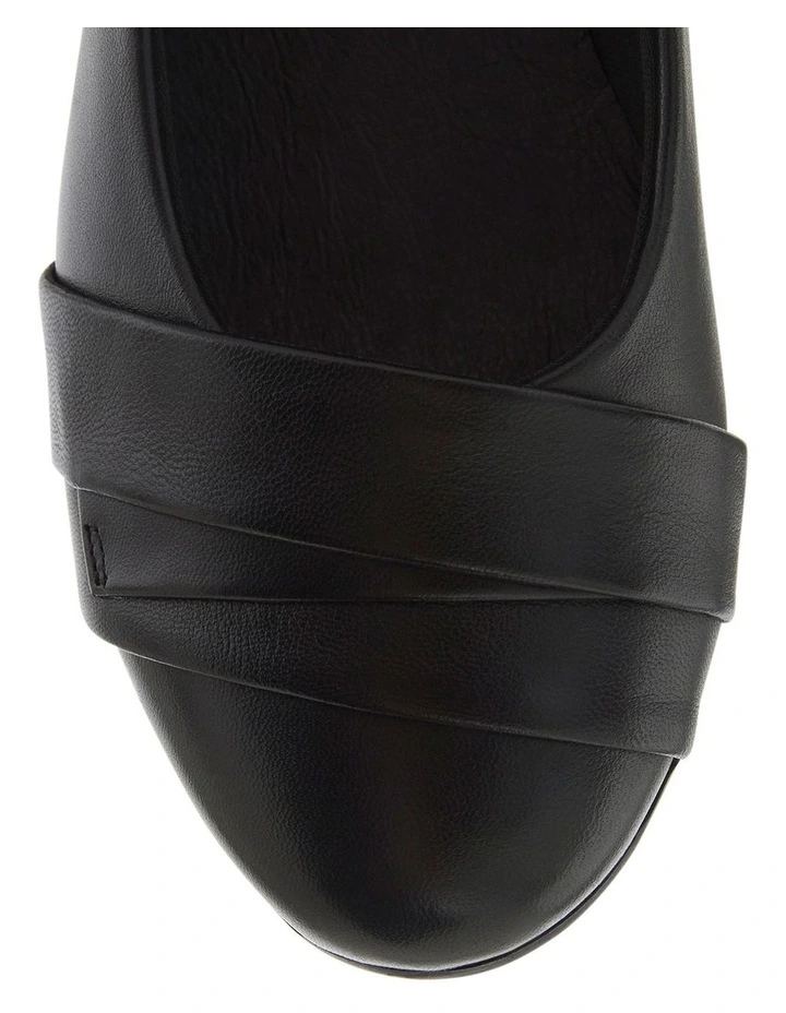 Adler Heeled Leather Shoes in Black image 5